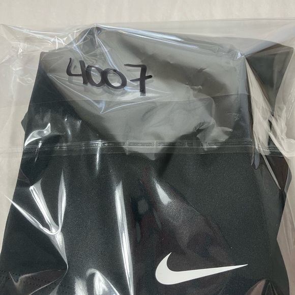 Nike Dri Fit Athletic Biker Shorts Sz Small‎ Black 7” Inseam Workout Casual - Picture 6 of 6